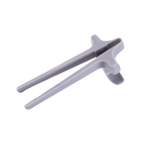 Plastic Finger Chopsticks For Gamers Snack Clips (2 Pc)