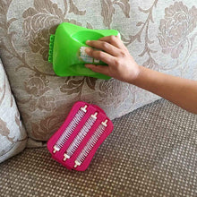 Plastic Handheld Carpet Roller Brush Cleaning With Dust Crumb Collector Wet And Dry Brush
