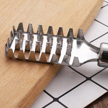 Fish Scale Remover Scraper Stainless Steel Fish Cutting Tools Sawtooth Easily Remove Fish Scales-cleaning Brush Scraper Kitchen Tool-