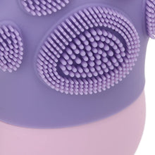Non Slip Silicone Face Ice Cubes Easy Grip New Unique Shape Ice Roller Base Reusable For Beauty  ( 1 Pc )