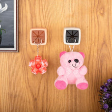 4 Pc Towel Holder Mostly Used In All Kinds Of Bathroom Purposes For Hanging And Placing Towels For Easy Take-in And Take-out Purposes.